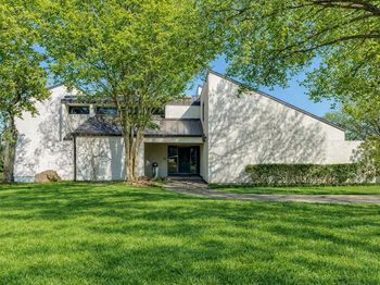 1816  Southpark Drive 