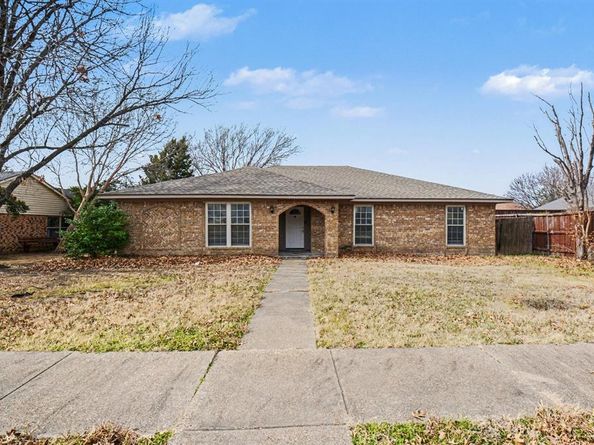 1511  Sabine Pass , Mesquite Texas 75150