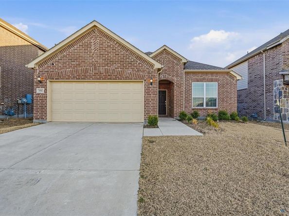 956  Manuel Drive , Fate Texas 75087