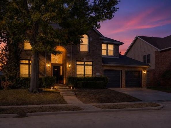 6602  Fox Glen Drive , Arlington Texas 76001