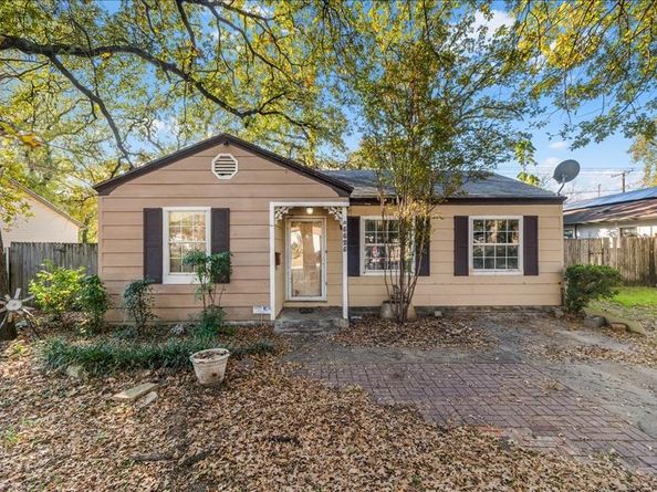 5525  Taylor Road , River Oaks Texas 76114