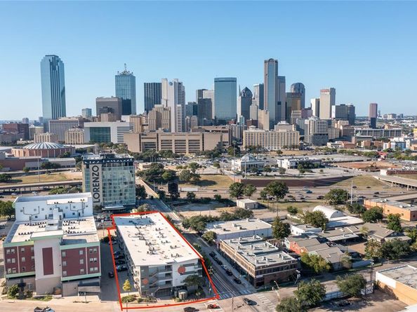 1111 S Akard Street  303, Dallas Texas 75215