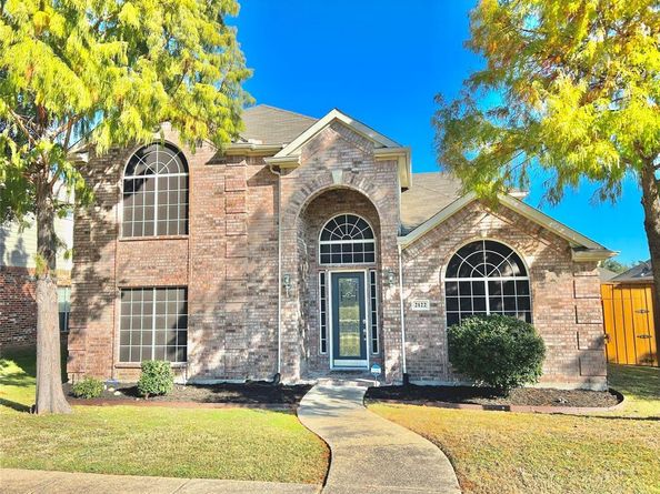 2122  TRICKLING CREEK Drive , Garland Texas 75041
