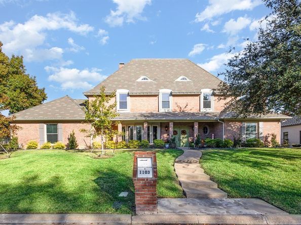 1103  Findlay Drive , Arlington Texas 76012