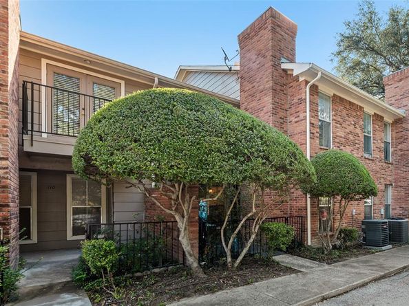 7510  Holly Hill Drive  111, Dallas Texas 75231