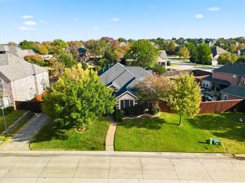 3402  Buckingham Lane 