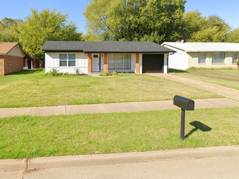 1722  Proctor Drive , Grand Prairie Texas 75051