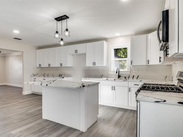 1309  Sylvan Drive , Garland Texas 75040