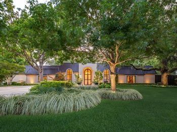 10989  Crooked Creek Drive 