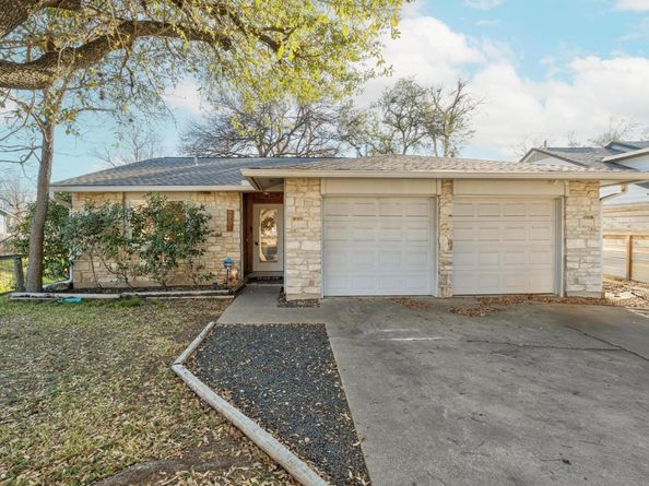 2801 Crownspoint DR, Austin TX 78748