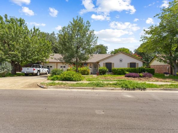 5706 Cherry Creek DR, Austin TX 78745