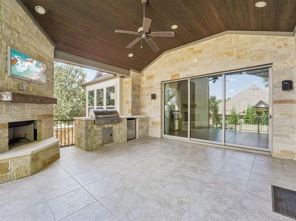 100 Barefoot Park LN, Georgetown TX 78628