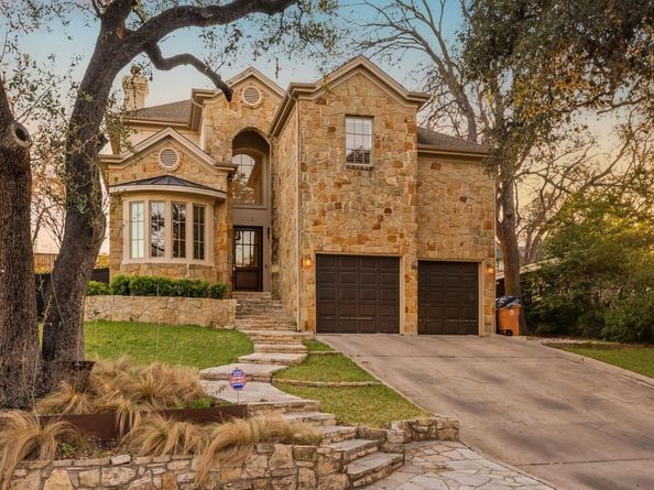 2703 McCullough ST, Austin TX 78703