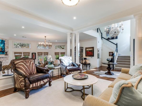 6815 Cougar RUN, Austin TX 78731