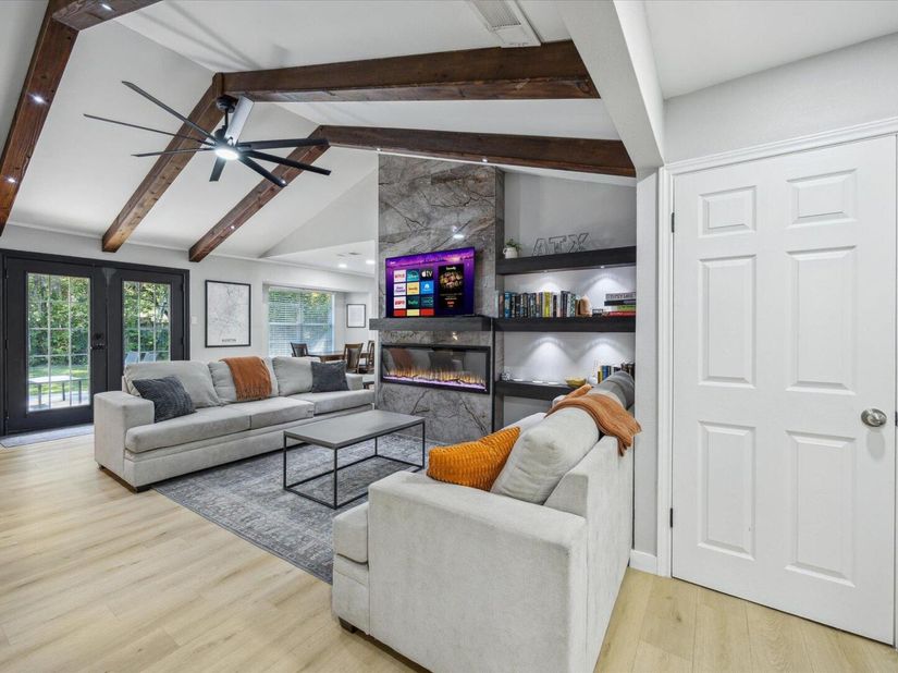 10414 Quail Ridge DR, Austin TX 78758