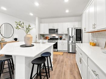 7403 Sagira PATH
