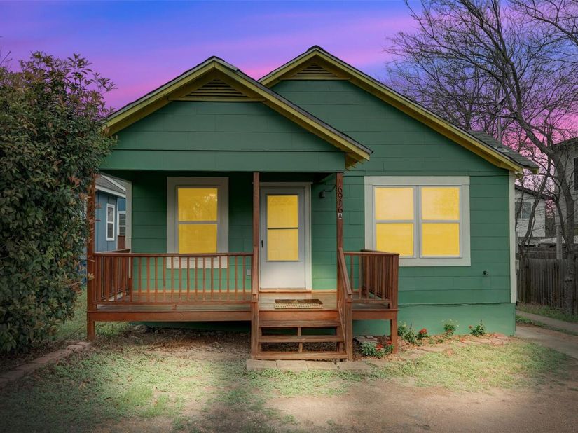 6906 CARVER Ave A, Austin TX 78752