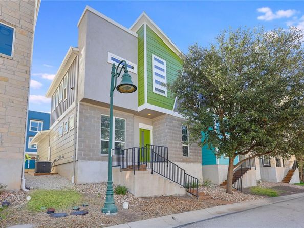 2009 Sager DR 270C, Austin TX 78741