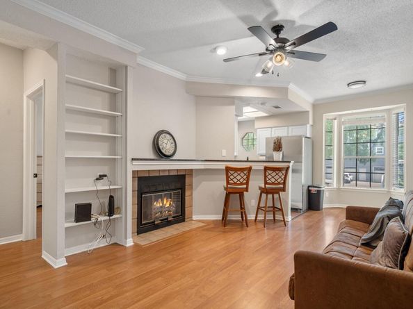 3111 Tom Green ST 208, Austin TX 78705