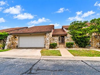 2217 Onion Creek Pkwy