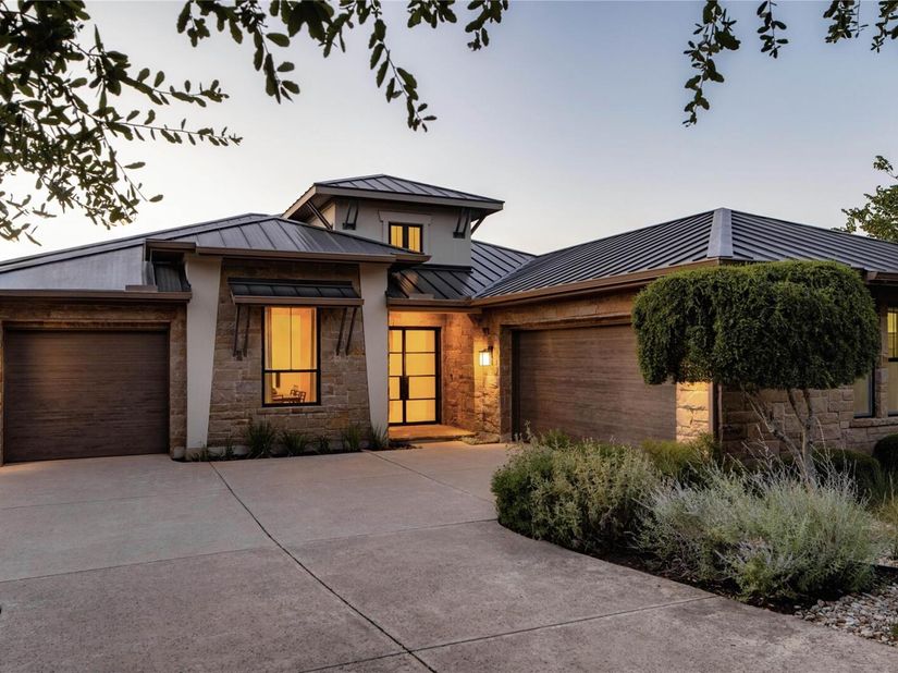 8320 Carranzo DR, Austin TX 78735