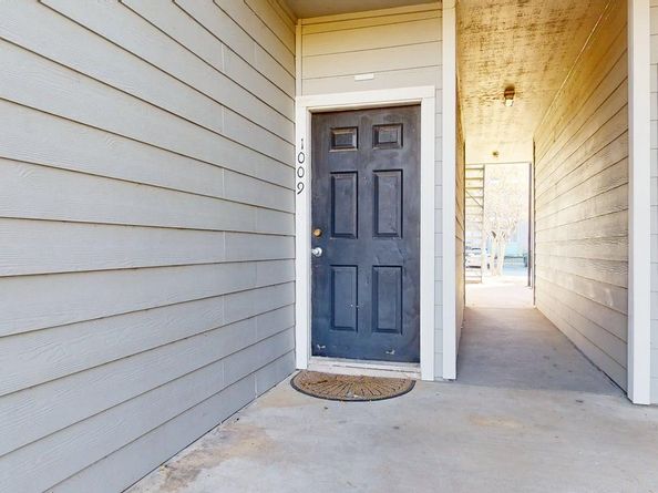 12166 Metric BLVD 1009, Austin TX 78758