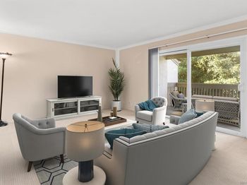 8561 Villa La Jolla Dr