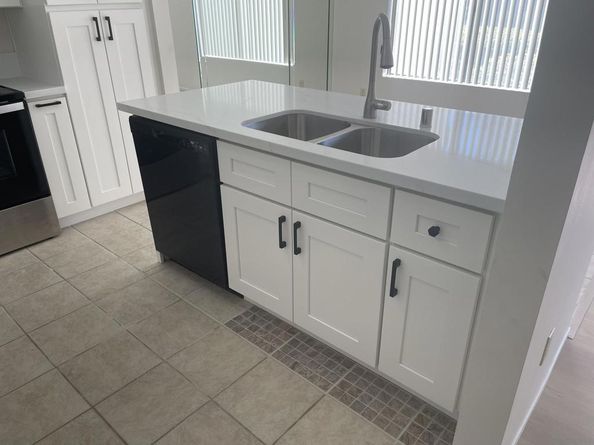 450 W Vermont 1803, Escondido CA 92025