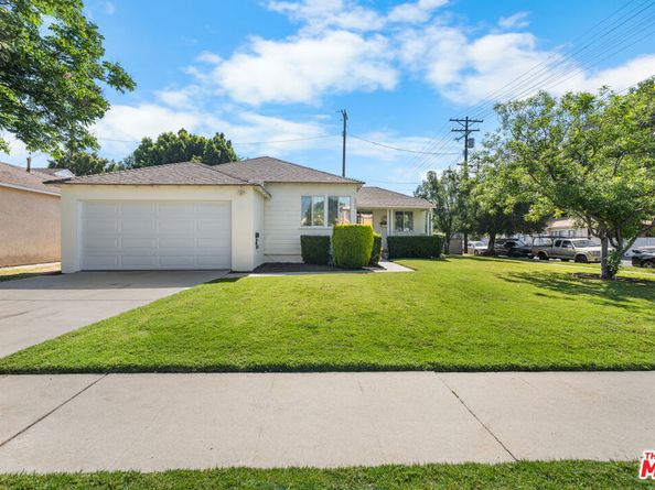 8900 Amigo Avenue, Northridge CA 91324