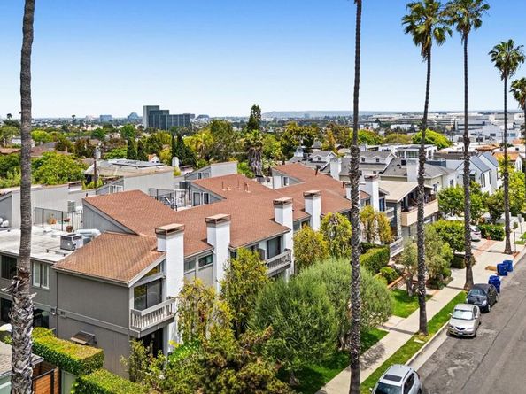 1015 21st Street B, Santa Monica CA 90403