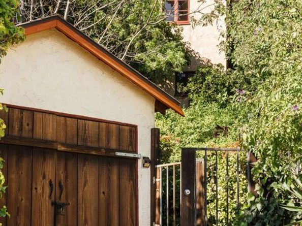 654 Frontenac Avenue, Los Angeles CA 90065