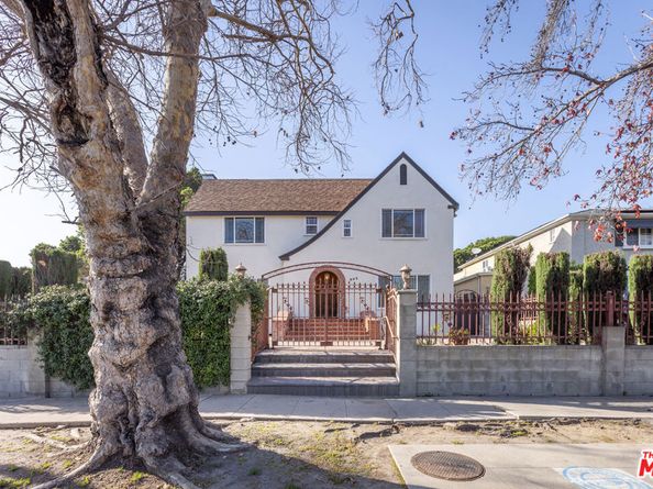955 S Highland Avenue, Los Angeles CA 90036