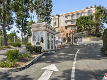 4750 Templeton Street