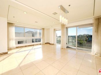 702 S Serrano Avenue