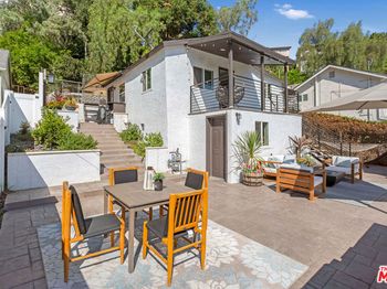 2371 Belleglade Avenue