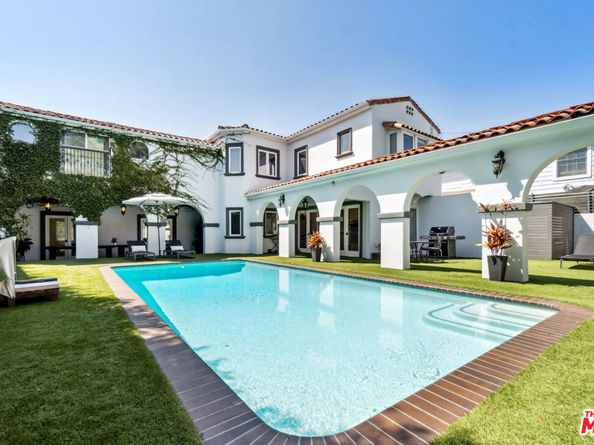 956 S Longwood Avenue, Los Angeles CA 90019