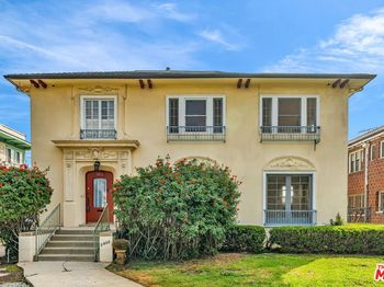 1412 S Victoria Avenue