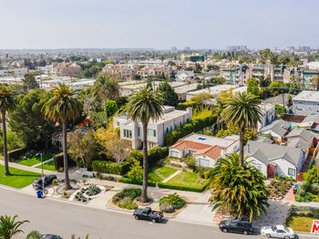 3875 Marcasel Avenue