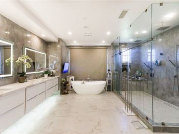 725 Carriage House Drive