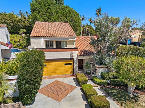 25962 Ernestine Court, Laguna Hills CA 92653