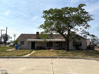 8087 Schaefer Avenue