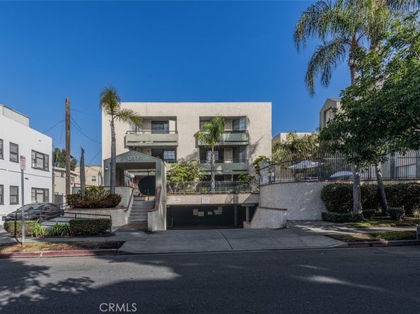 1237 E 6th Street 110, Long Beach CA 90802