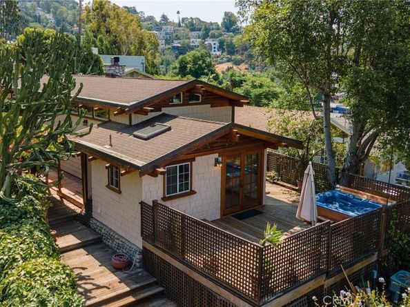 3950 De Longpre Avenue, Los Angeles CA 90027