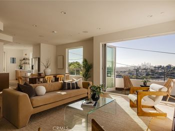 1919 Seigneur Avenue