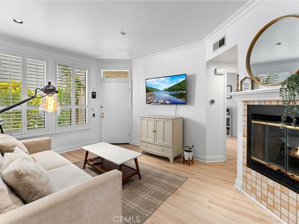1340 Glenwood Road 28, Glendale CA 91201
