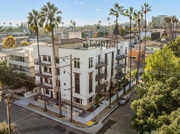 139 S Oak Knoll Avenue