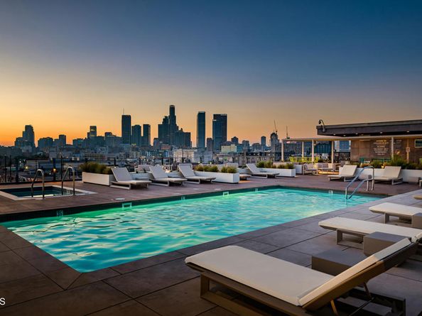 530 S Hewitt Street 244, Los Angeles CA 90013