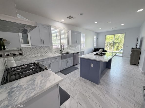 543 Garden Avenue, Pomona CA 91767