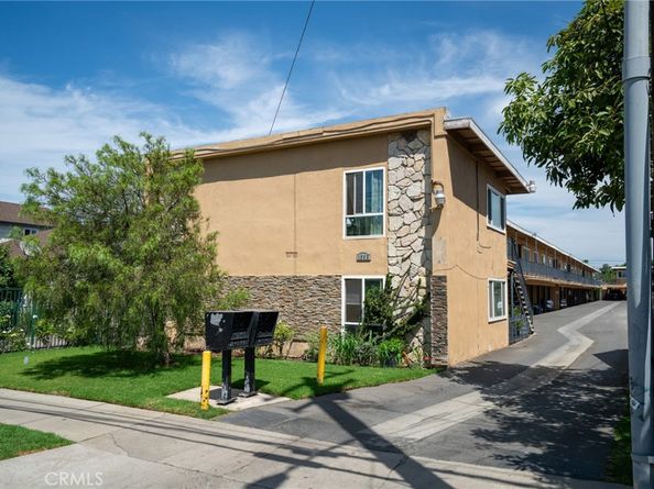 1003 W Bishop Street, Santa Ana CA 92703