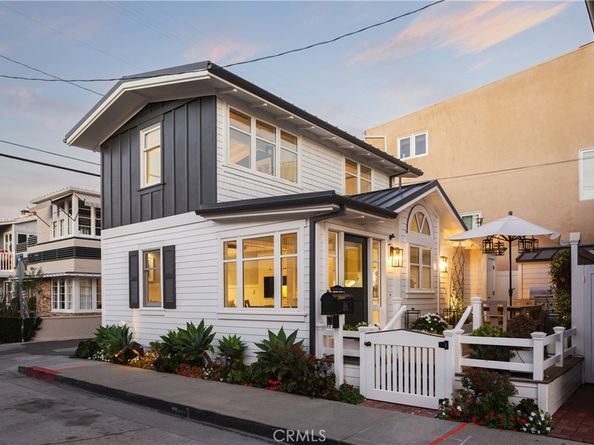 104 Onyx Avenue, Newport Beach CA 92662